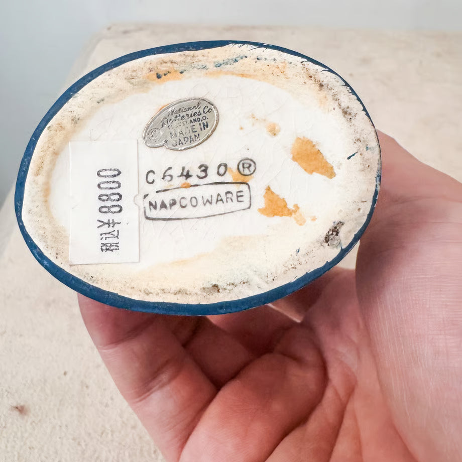 pottery Lady / 陶器の貴婦人