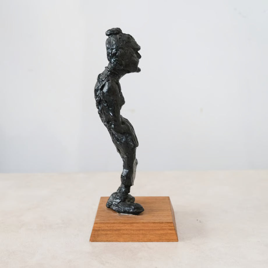 Old Woman figurine / おばあちゃんのフィギュア