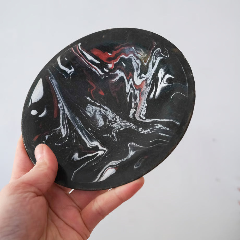 Enameled  Tray / 琺瑯のトレイ