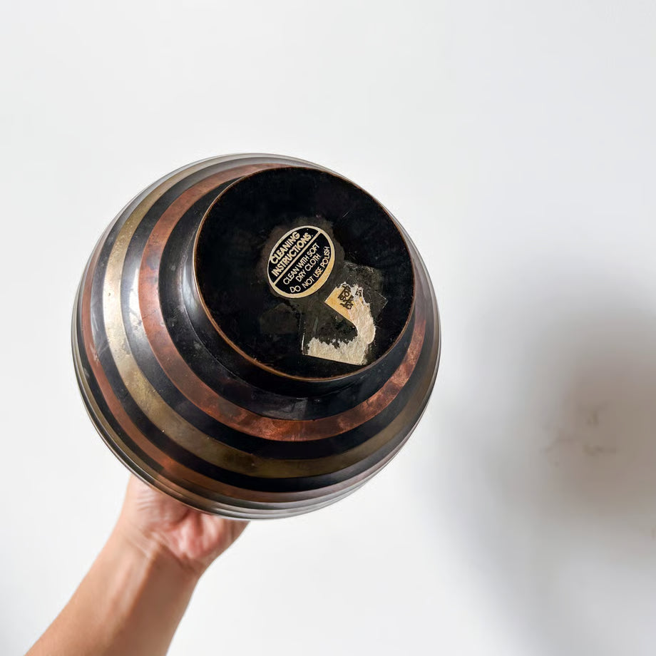 Metal Vase / 金属の花器