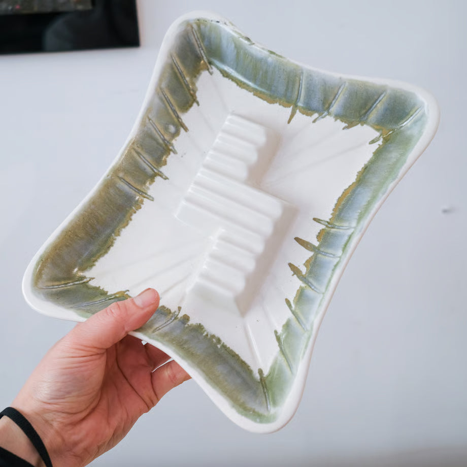 1960s MCM Ceramic Ashtray / 1960年代ミッドセンチュリーモダン陶器灰皿
