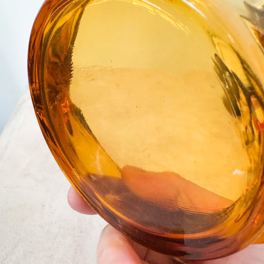 Glass Ashtray / ガラスの灰皿