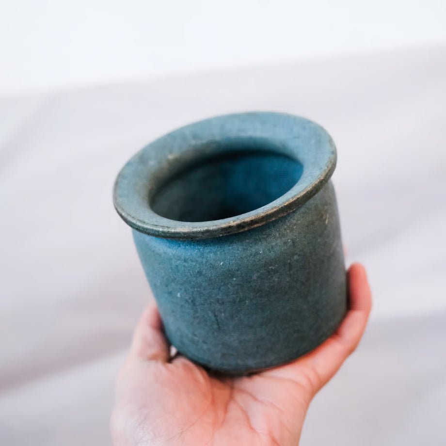 Ceramic Blue Pot / 陶器の青い器