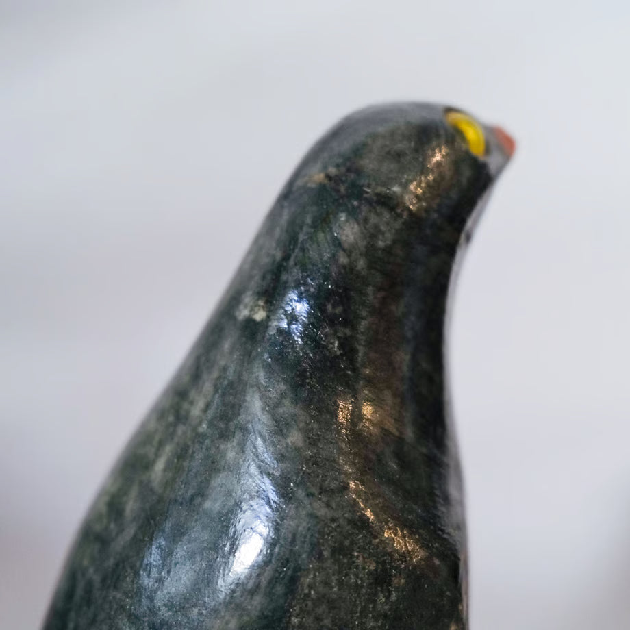 Stone Penguin / 石のペンギン