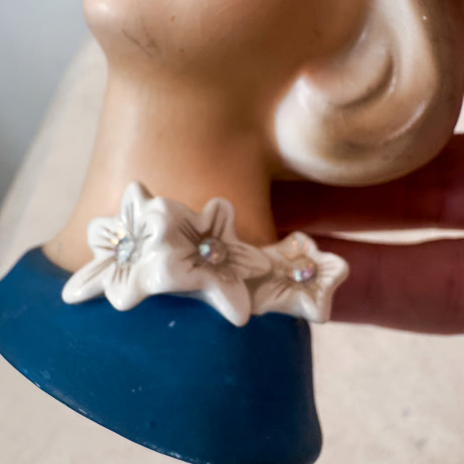 pottery Lady / 陶器の貴婦人