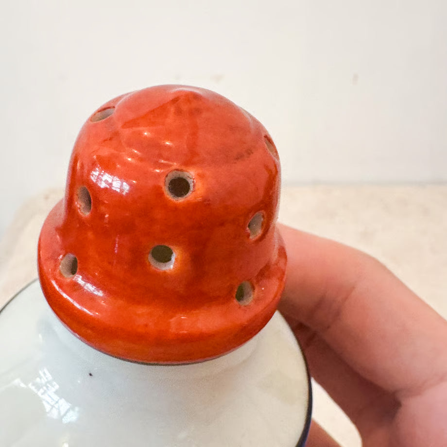 Ceramic Seasoning Container　/　セラミックの調味料入れ