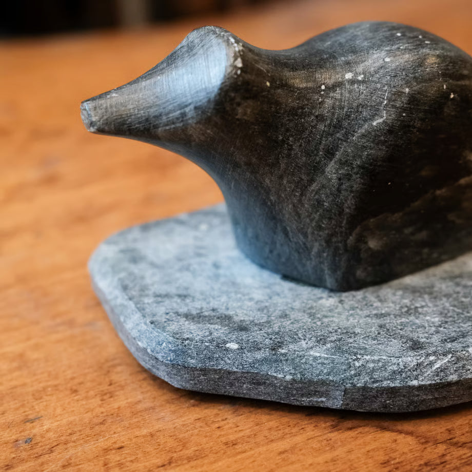 Inuit Soapstone Carving / イヌイットソープストーンアート