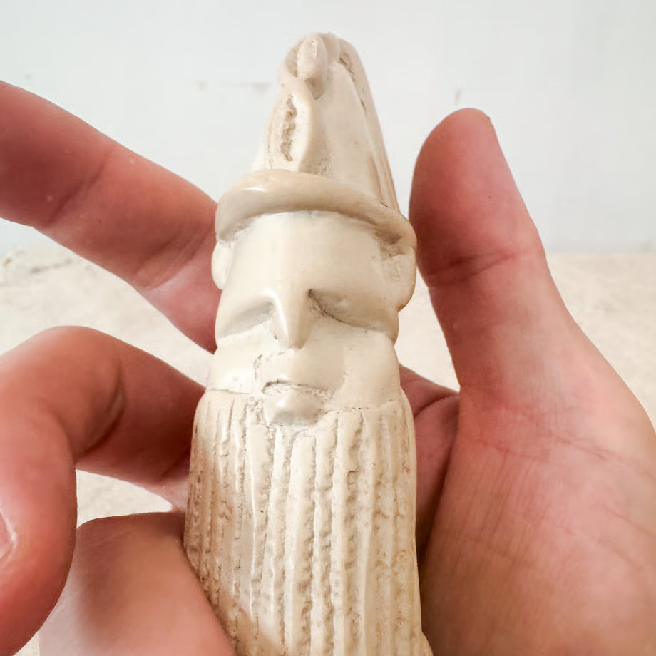 Stone Chess Pieces / 石製チェスの駒