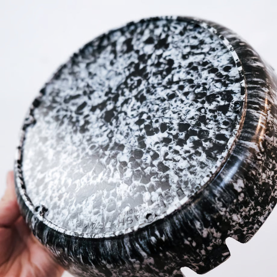 Melamine Ashtray / メラミンの灰皿