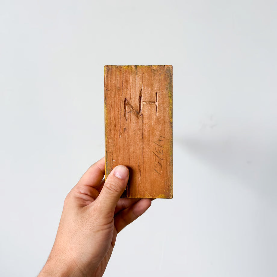 Wood Carving Dracula / 木彫りのドラキュラ