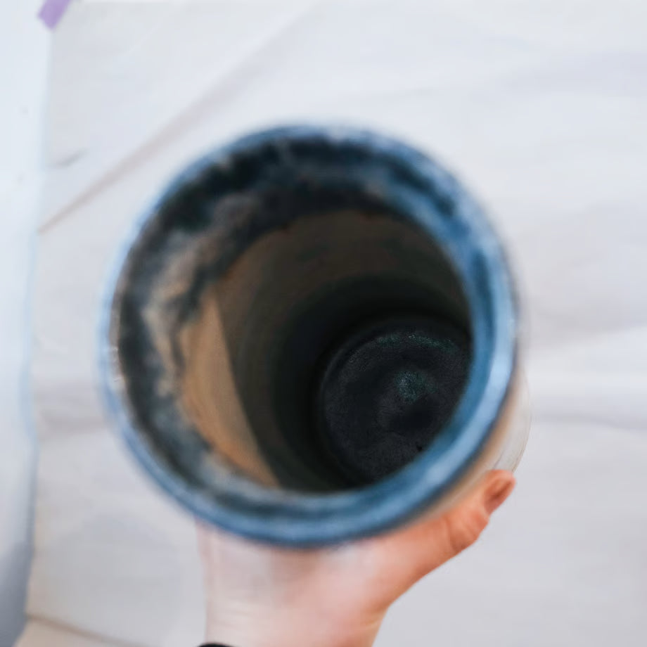 Ceramic Blue Vase / 陶器の青い花器