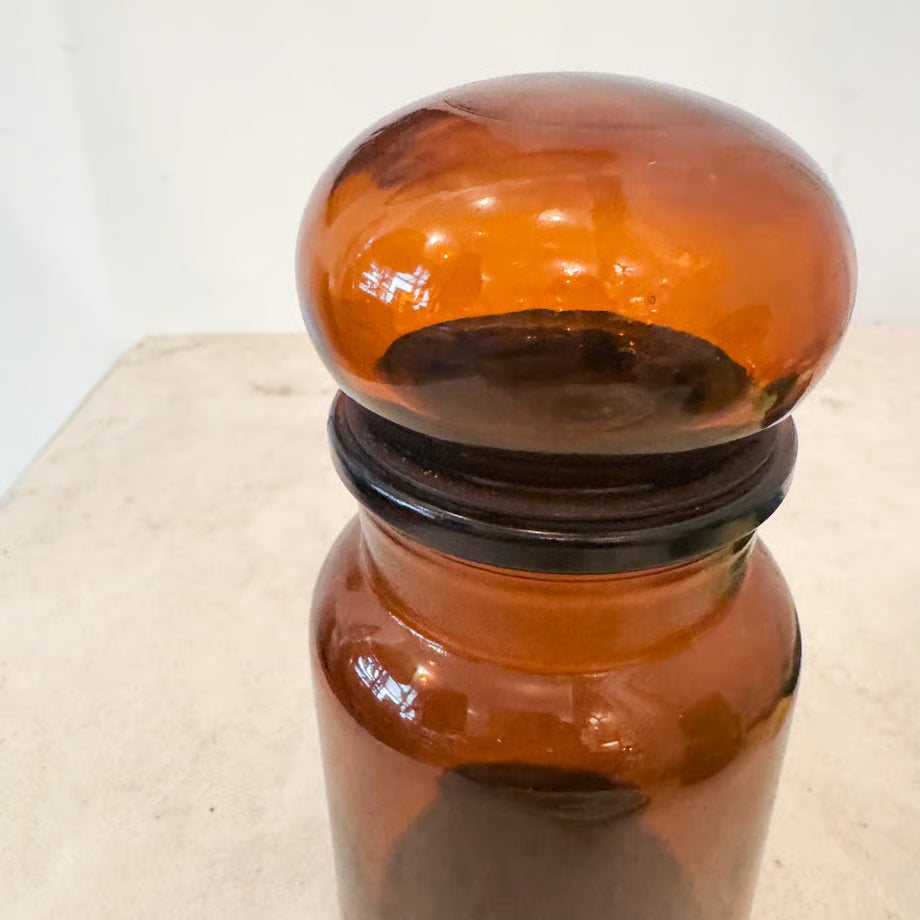 Glass Jar With Lid / ガラスの蓋付き瓶