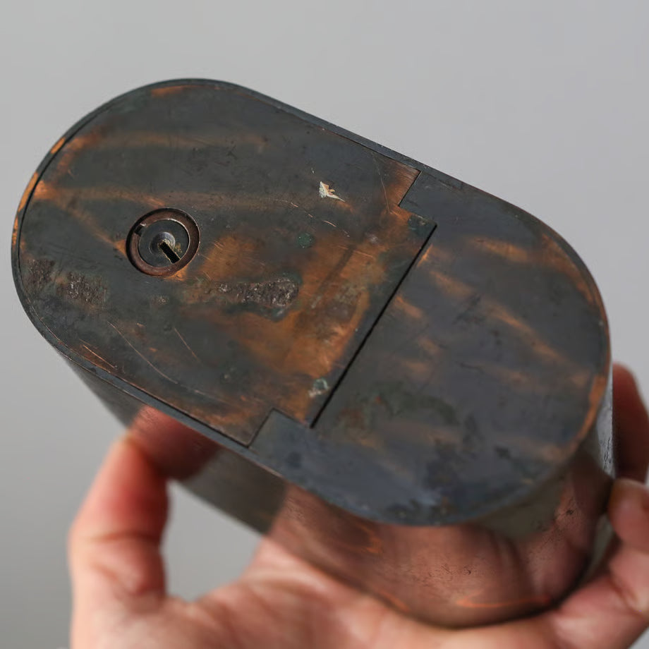 Japanned finish coin receptacle / ジャパンフィニッシュ 貯金箱
