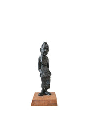 Old Woman figurine / おばあちゃんのフィギュア