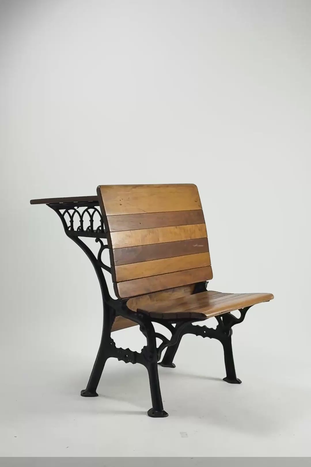 ビデオを読み込む: Vintage School Desk &amp; Chair / スクールデスク・チェア