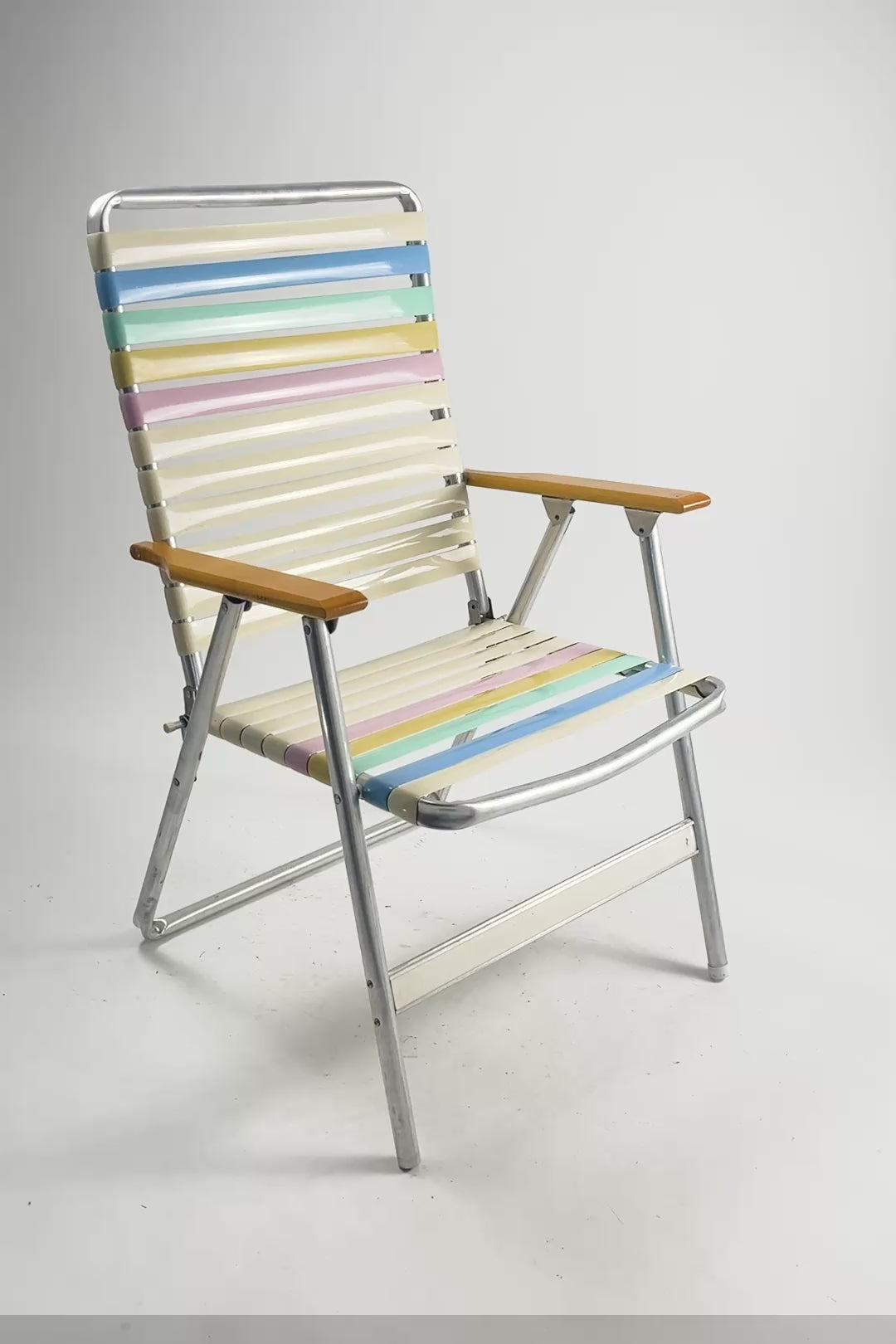 ビデオを読み込む: Armchair Foldable / アーム付き折りたたみ椅子