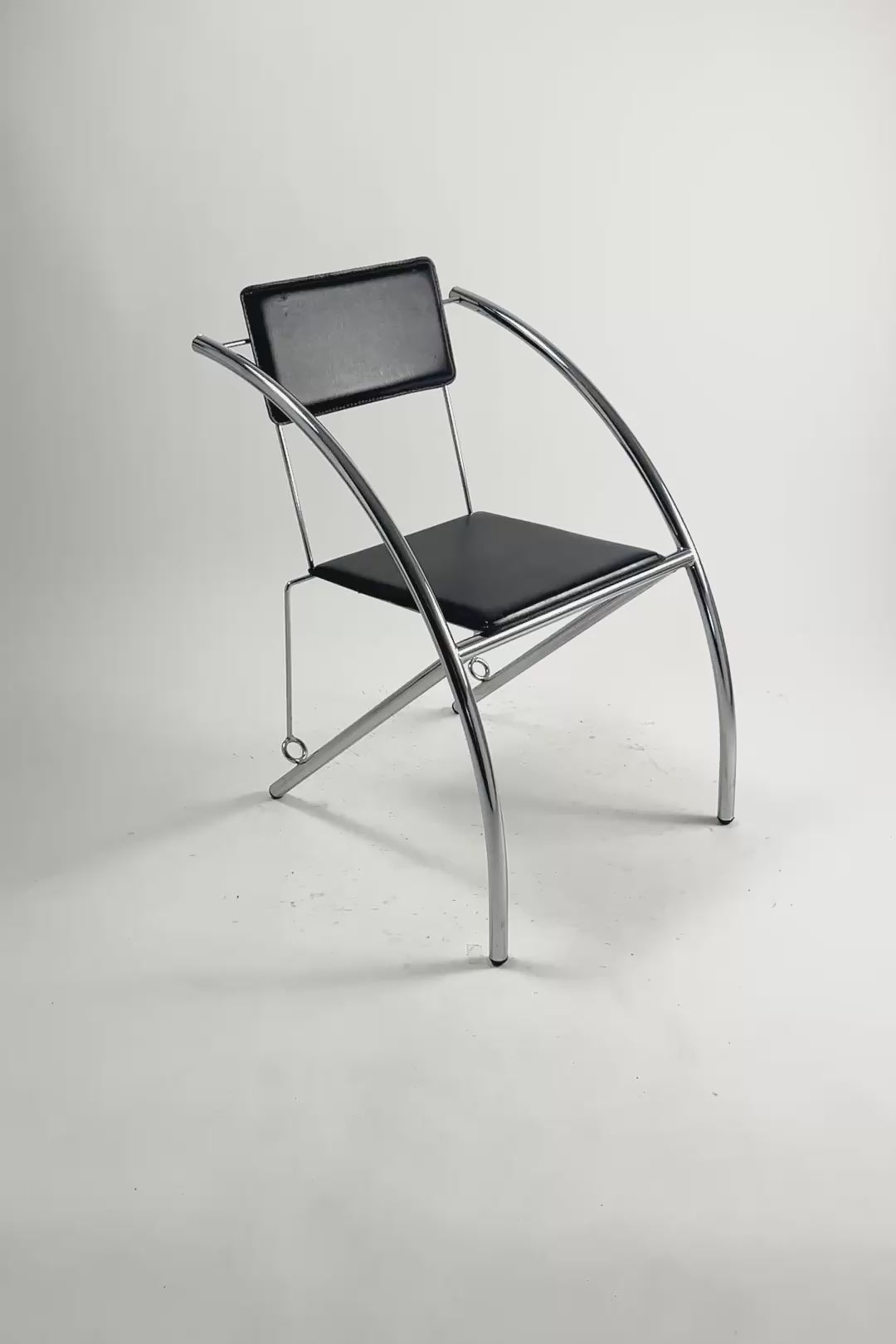 ビデオを読み込む: Chrome Arc Stacking Chair / クローム アーク スタッキングチェア