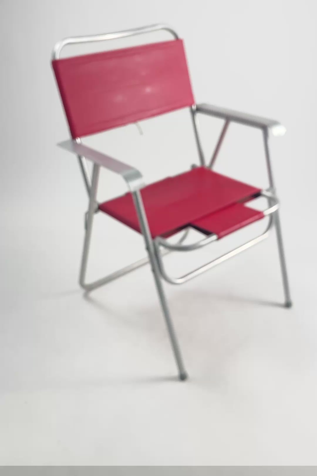 ビデオを読み込む: Armchair Folding Chair / アーム付き折りたたみ椅子