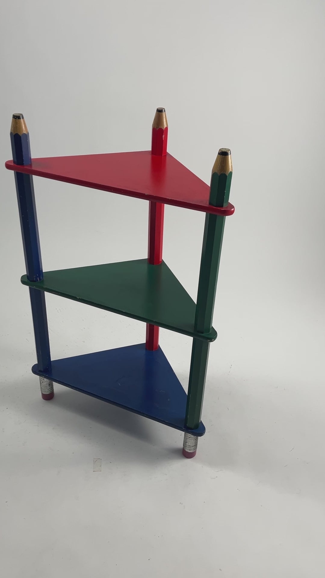 Load video: Pencil Corner Table / えんぴつ コーナーテーブル