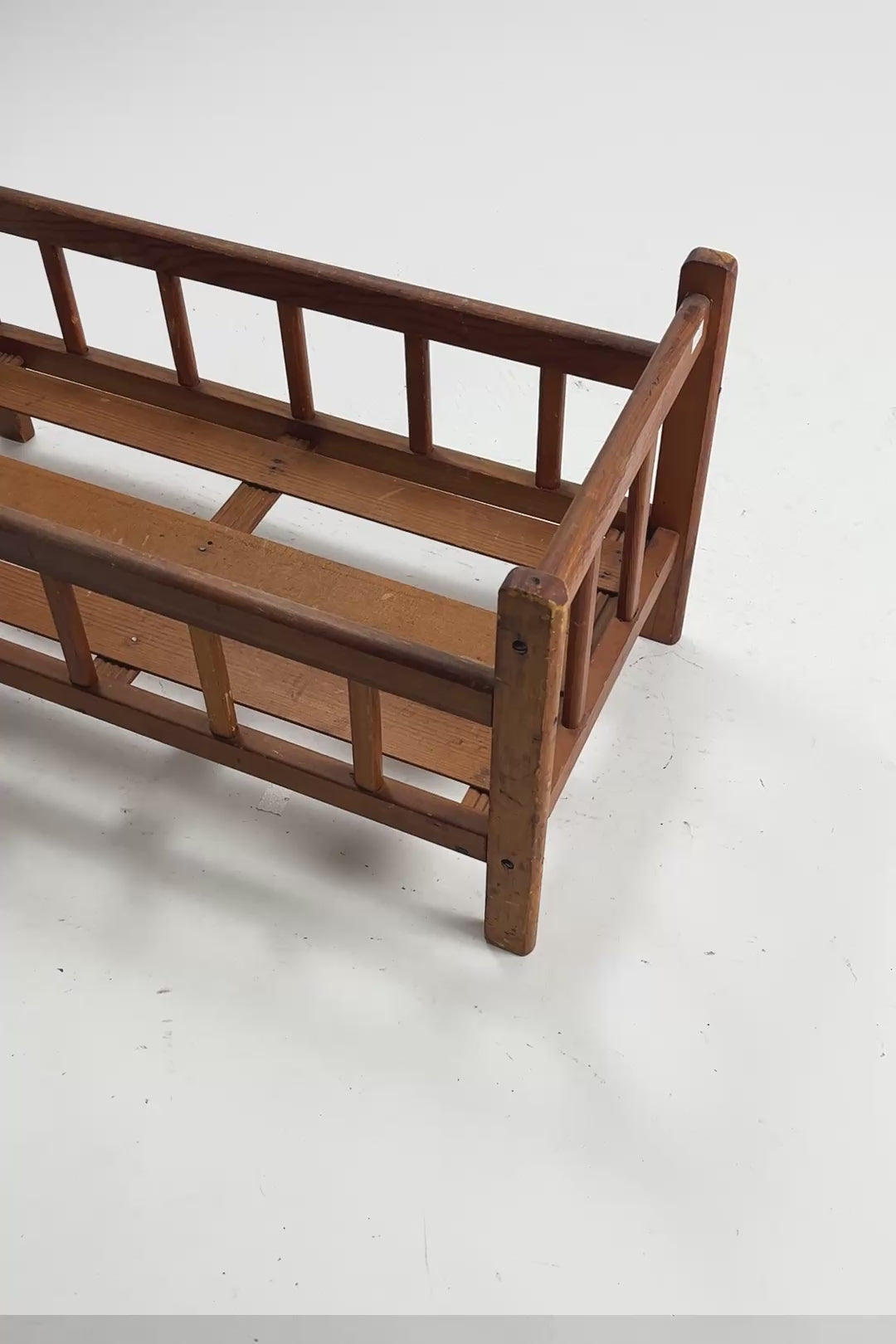 Vintage Baby Bed Frame / ベビーベッドフレーム – STORE IN FACTORY