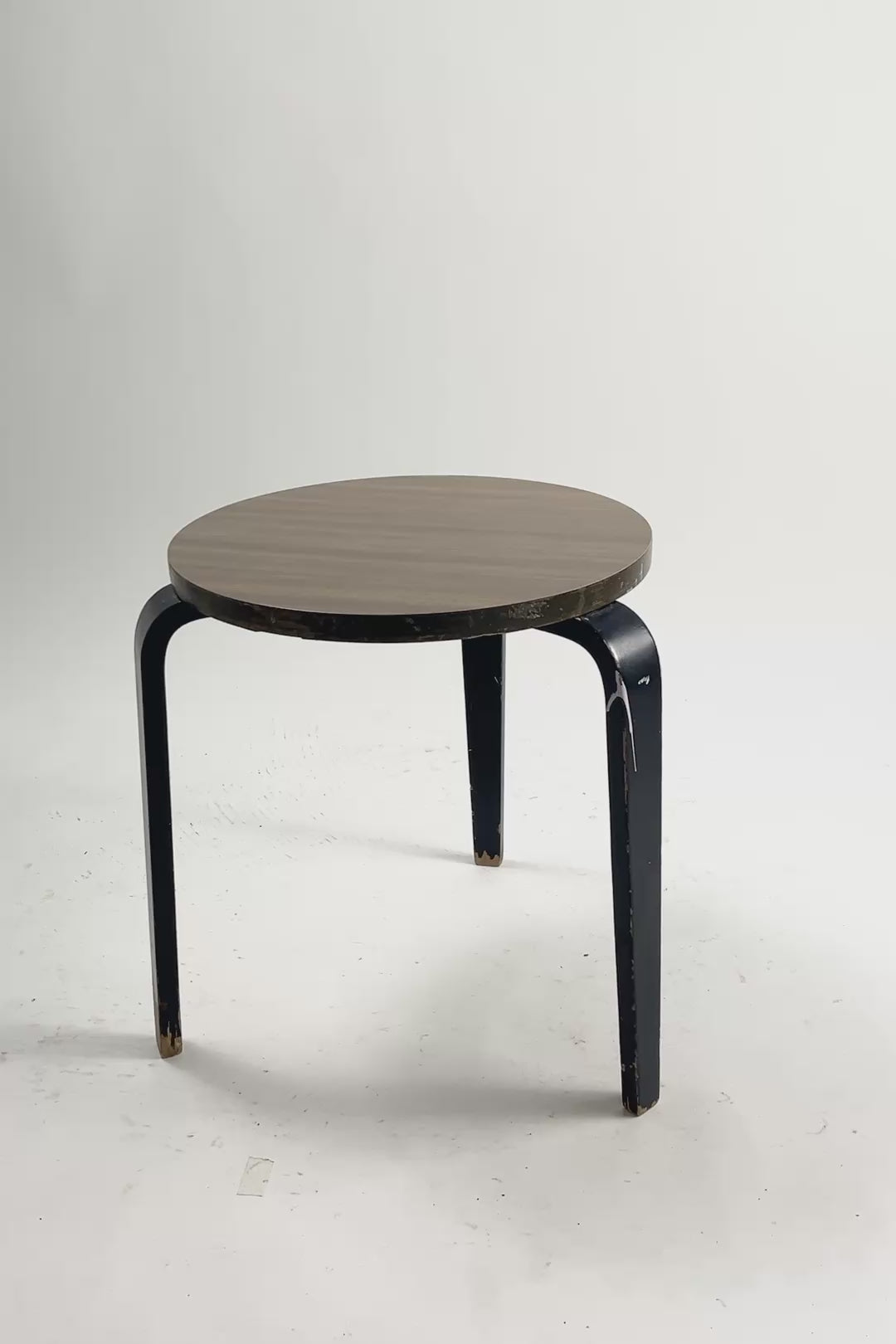 ビデオを読み込む: Small Round Side Table / スモールラウンドサイドテーブル