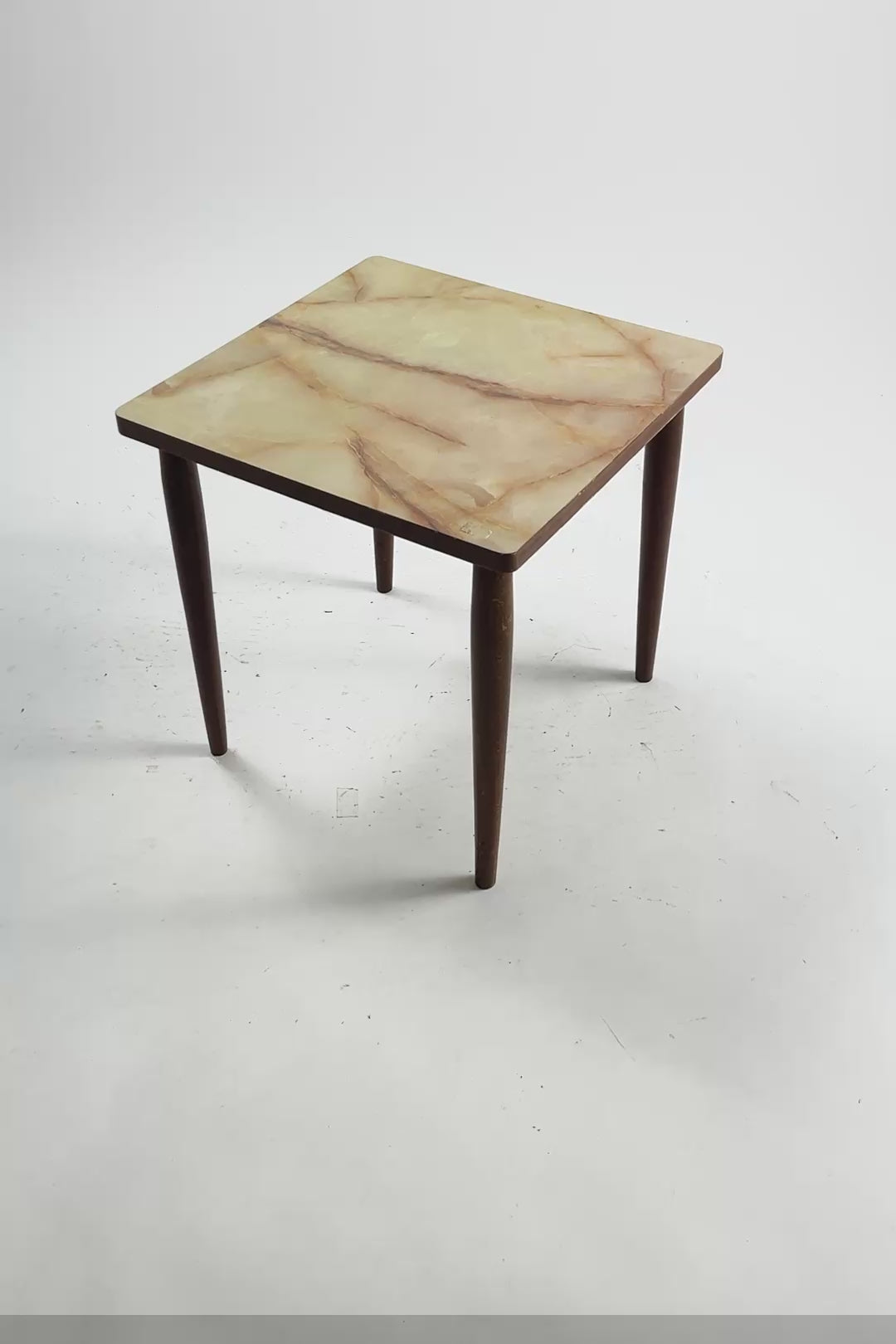 Load video: Stone-look Melamine Top Table / 石調メラミントップテーブル