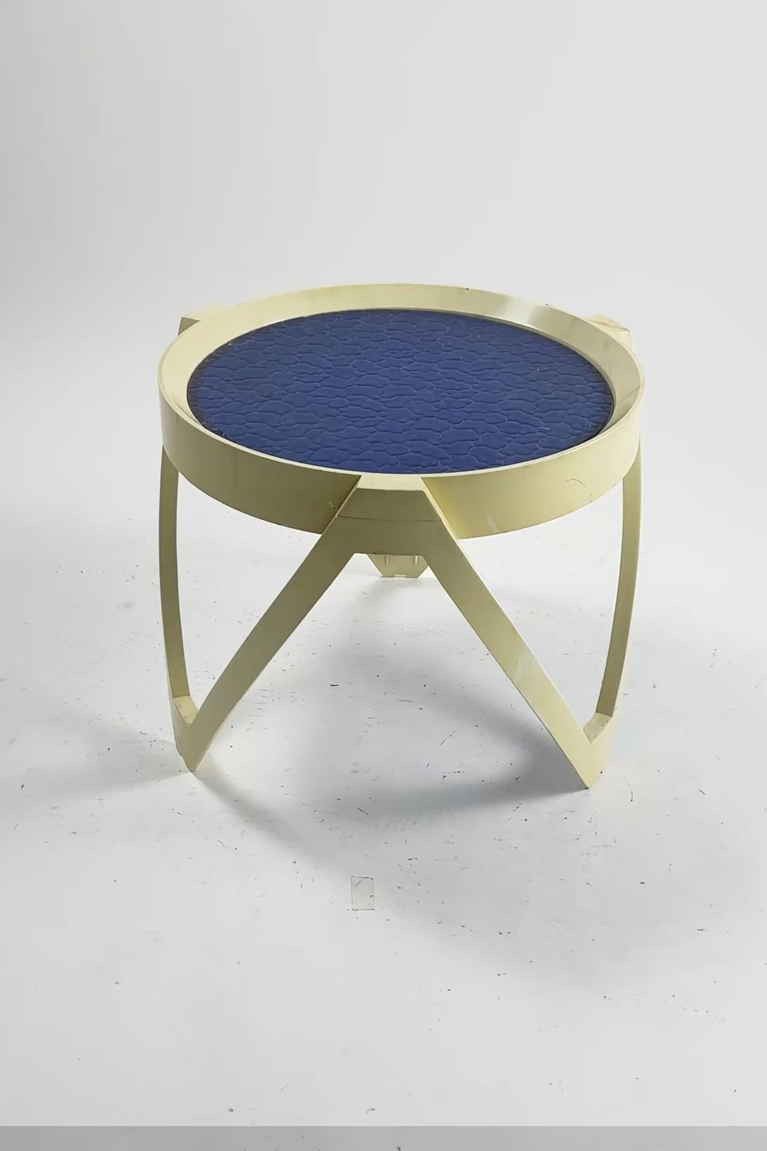 ビデオを読み込む: Acrylic Top Low Table / アクリルトップ ローテーブル (Blue)