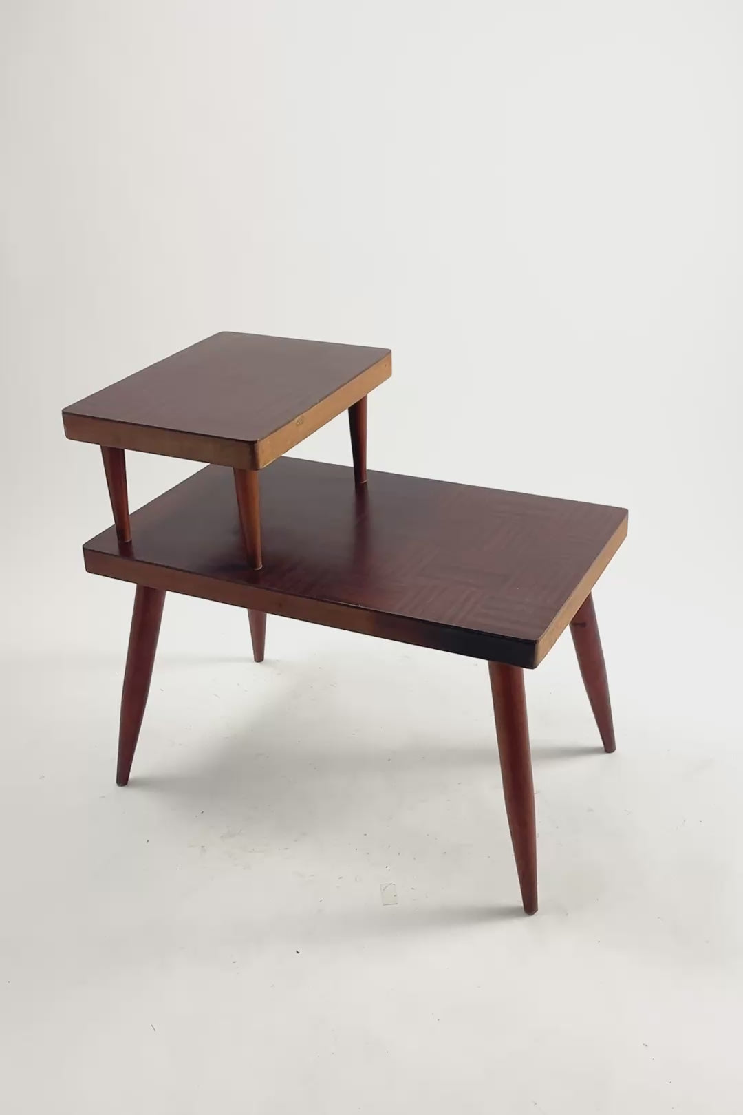 Load video: Marlite Step Table / ステップテーブル